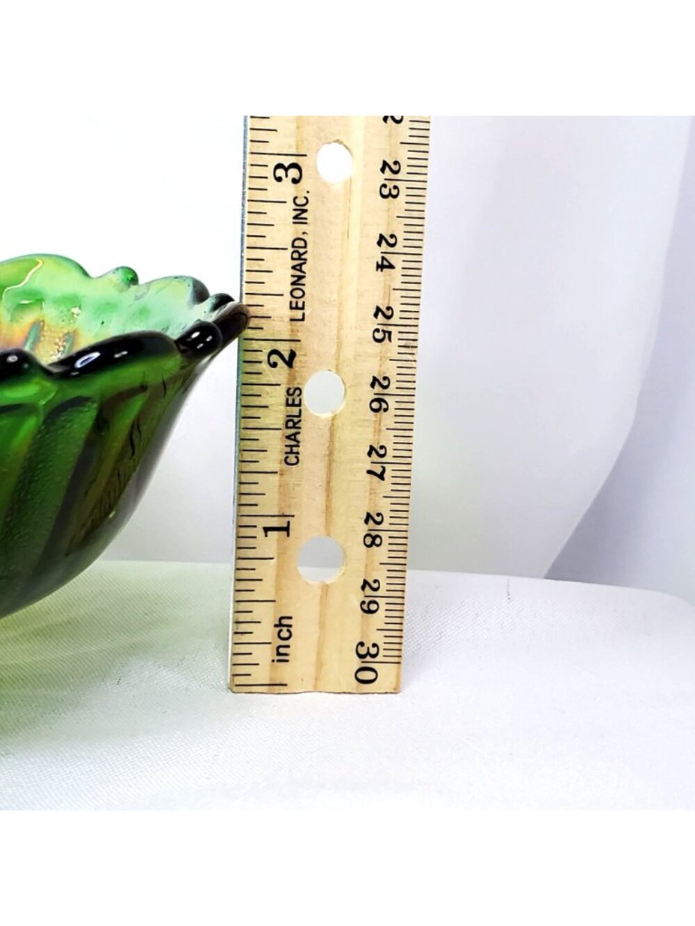 Fenton Green Carnival Glass Bowl With Scalloped Rim Iridescent 5.5" Diameter MCM - Picture 4 of 9